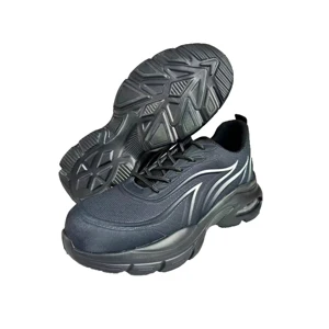 Men's Fly Knit Fabric Sport Casual Security Shoes Steel Toe Anti Smash Anti Puncture Security Sneakers for Indoor and Outdoor