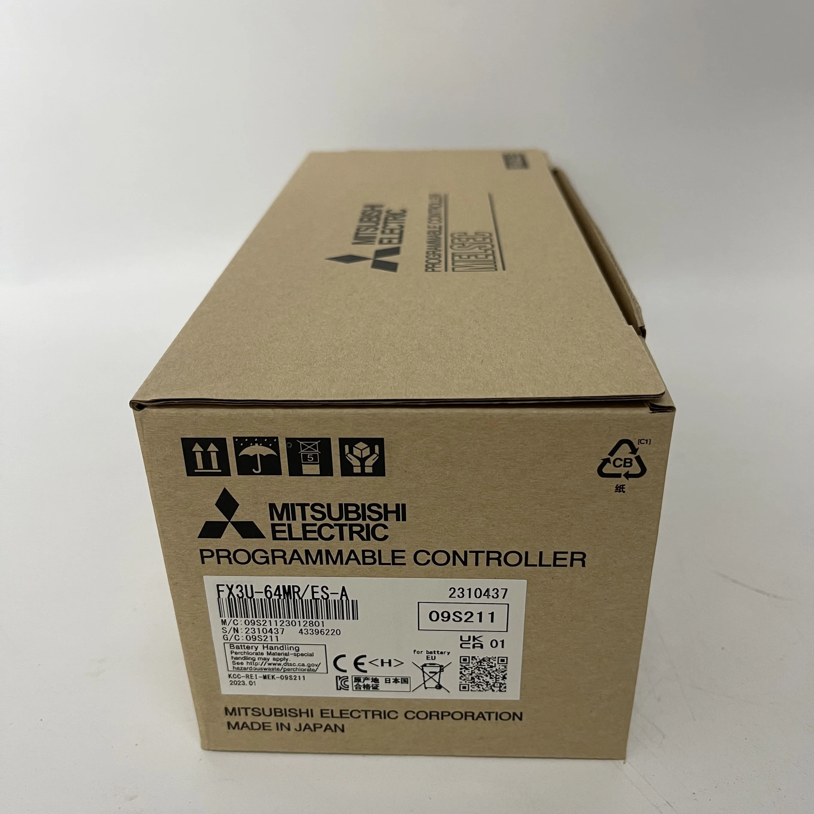 Mitsubishi PLC Controller FX3U-64MR/ES-A