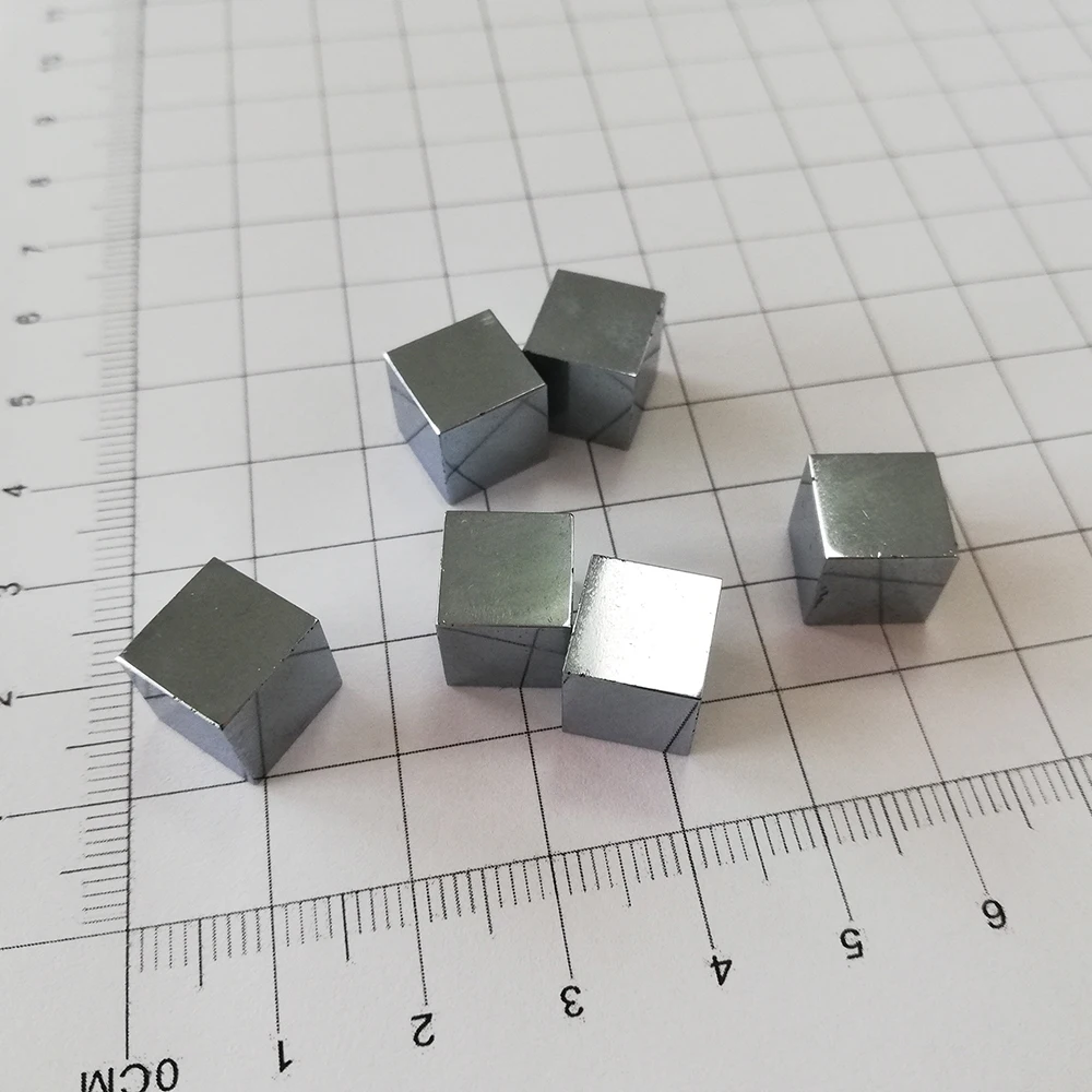 1立方体の高貴な金属99.95% 純度オスミウムインゴット、10mm * 10*10 