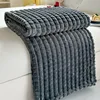 Gris foncé