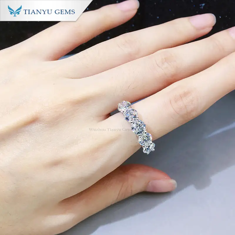 Tianyu real fine 14k white gold jewelry 5 stones round cut HPHT lab diamond engagement ring stackable band