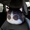 Reposacabezas para gatos con forma de gafas.