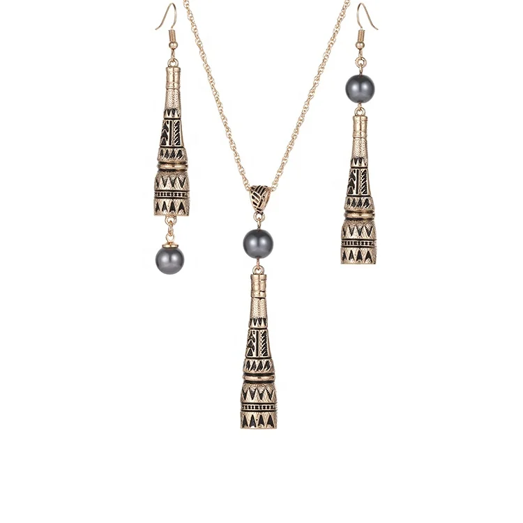Wholesale Women Alien Pearl Pendant 