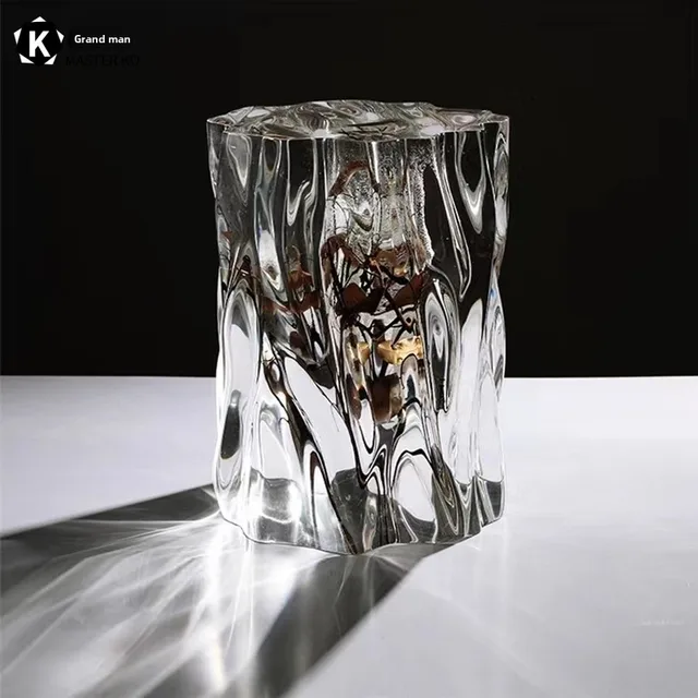 Modern Designer Transparent Epoxy Resin Pier Personalized Art Crystal Stool for Living Room Acrylic Titanium Crystal Model
