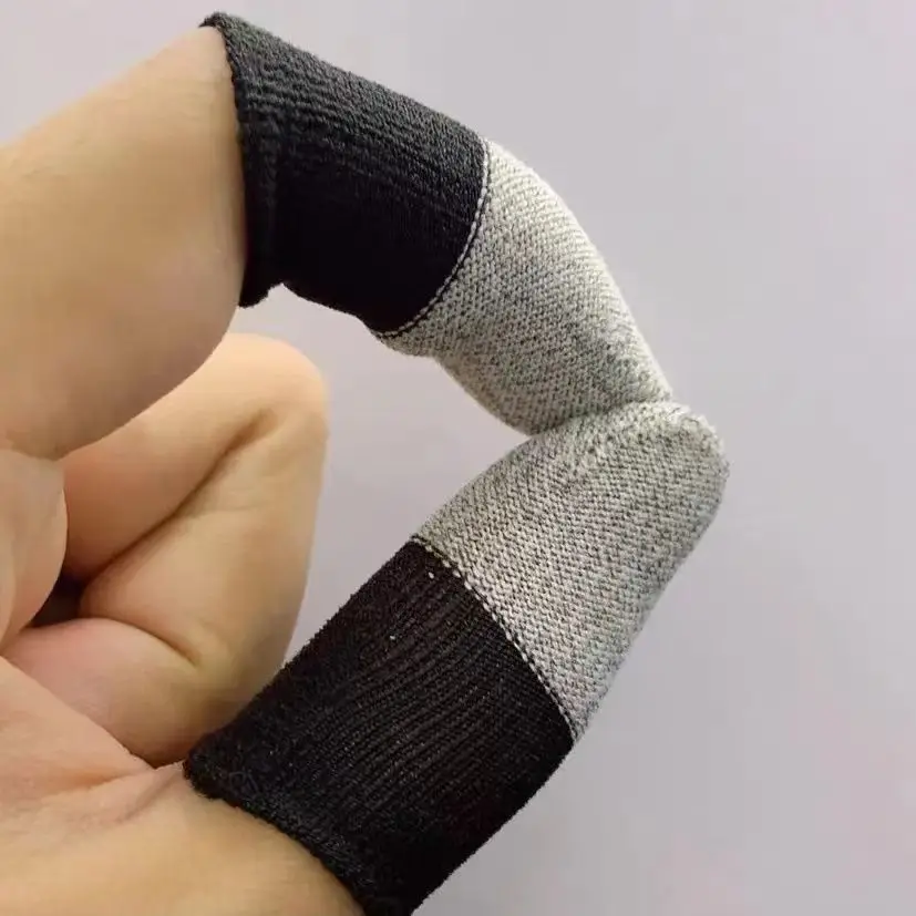 Ultra Thin Breathable Anti-Sweat Finger Cots for PUBG/COD Mobile, Smooth Touch Sensitive aperçu 8