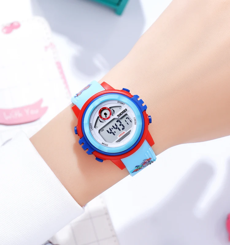 SKMEI 2266 Kids Sports Watch Multiple Cartoon Patterns