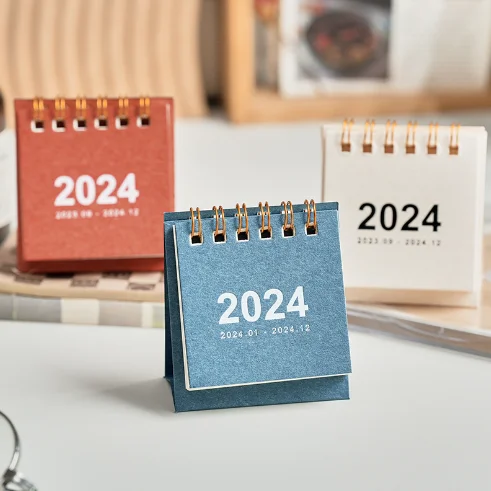 2024 Creative Minimalist Tabletop Ins Mini Basic Desk Calendar Sprial Wire Ornaments Student Schedule Plan Book supplier