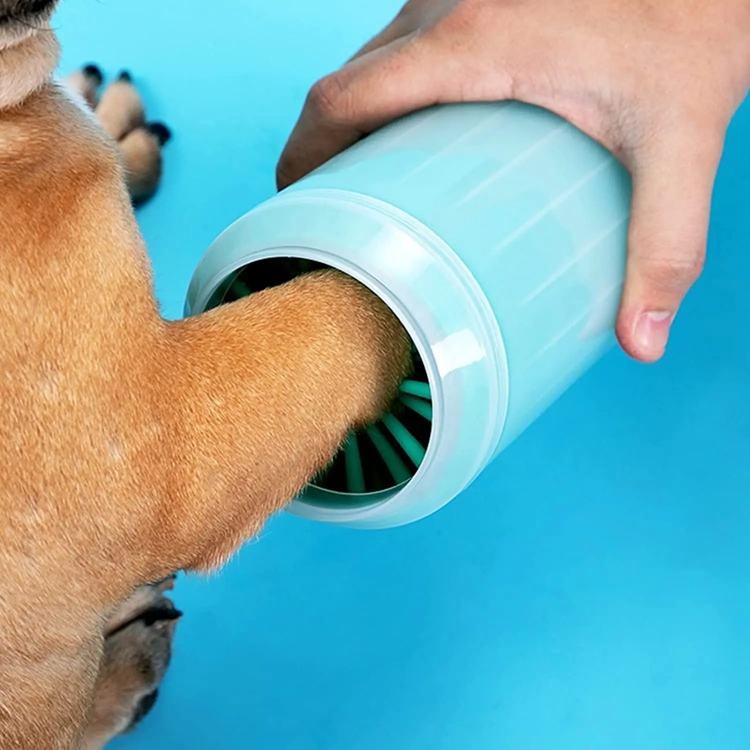 Hot Selling Silicone Pet Dogs Feet Quickly Cleaning Foot Washer Washing Cup Wash Tool Portable