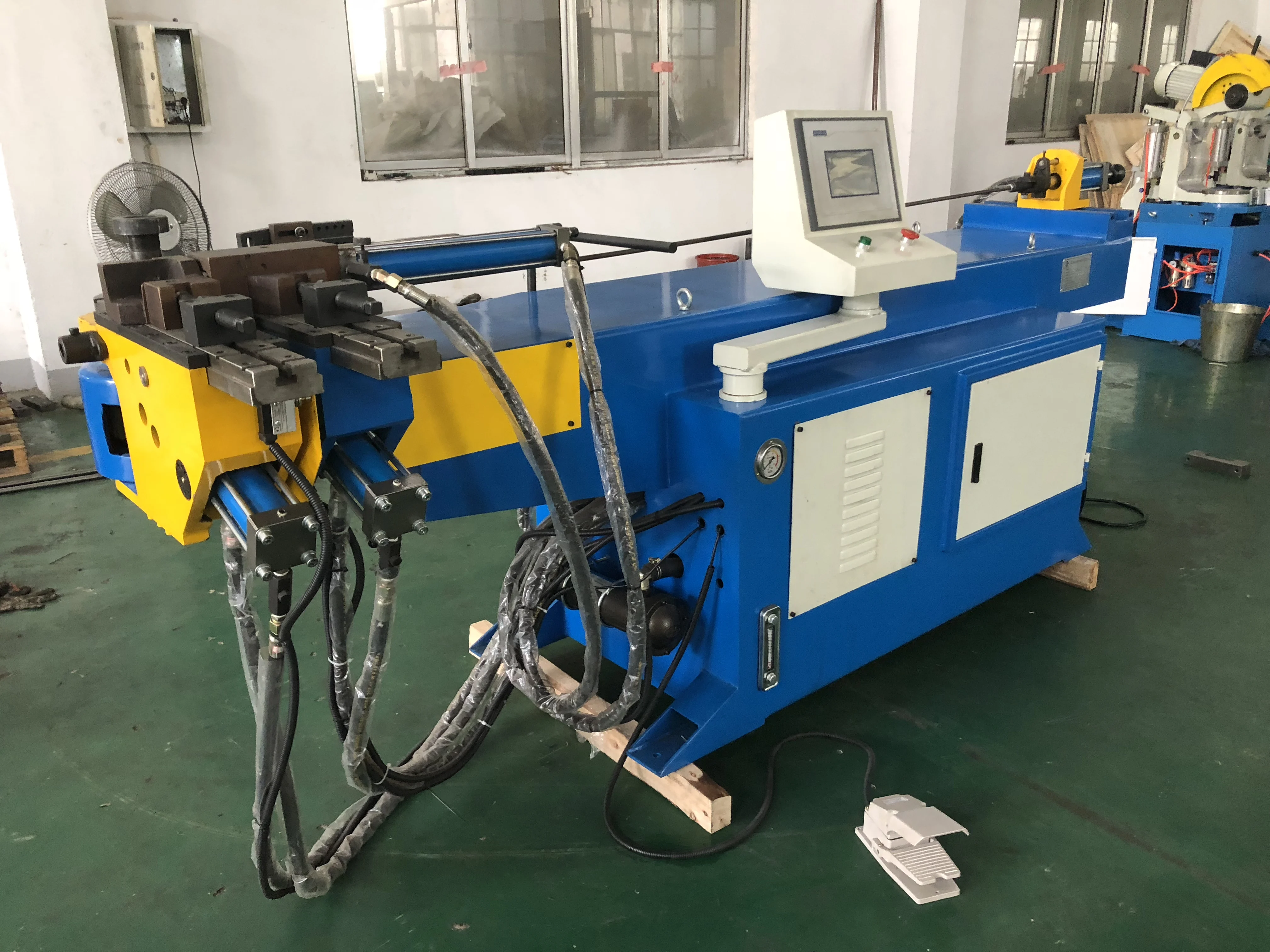 Square Rectangular Pipe Bending Machine Semi-automatic Pipe and Tube Bender for Steel Bar Iron Metal Max Diameter 50mm