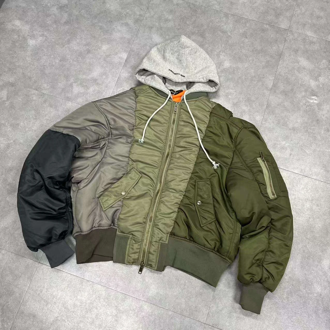 Salati Manufacturer Custom Thick Cotton Nylon Polyester Zip up Cropped Hooded Varsity Baseball Bomber Jacket for Men gallery 7