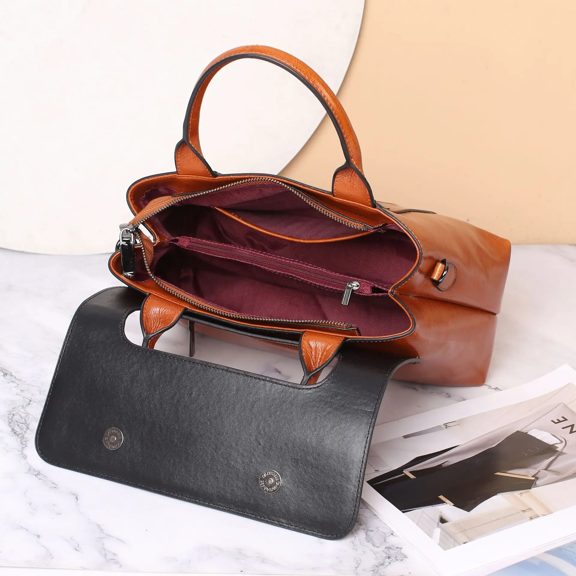 Women's 2025 New Style Crossbody Tote Bag Genuine Leather Large Capacity Flap Closure Crocodile Pattern Polyester High End