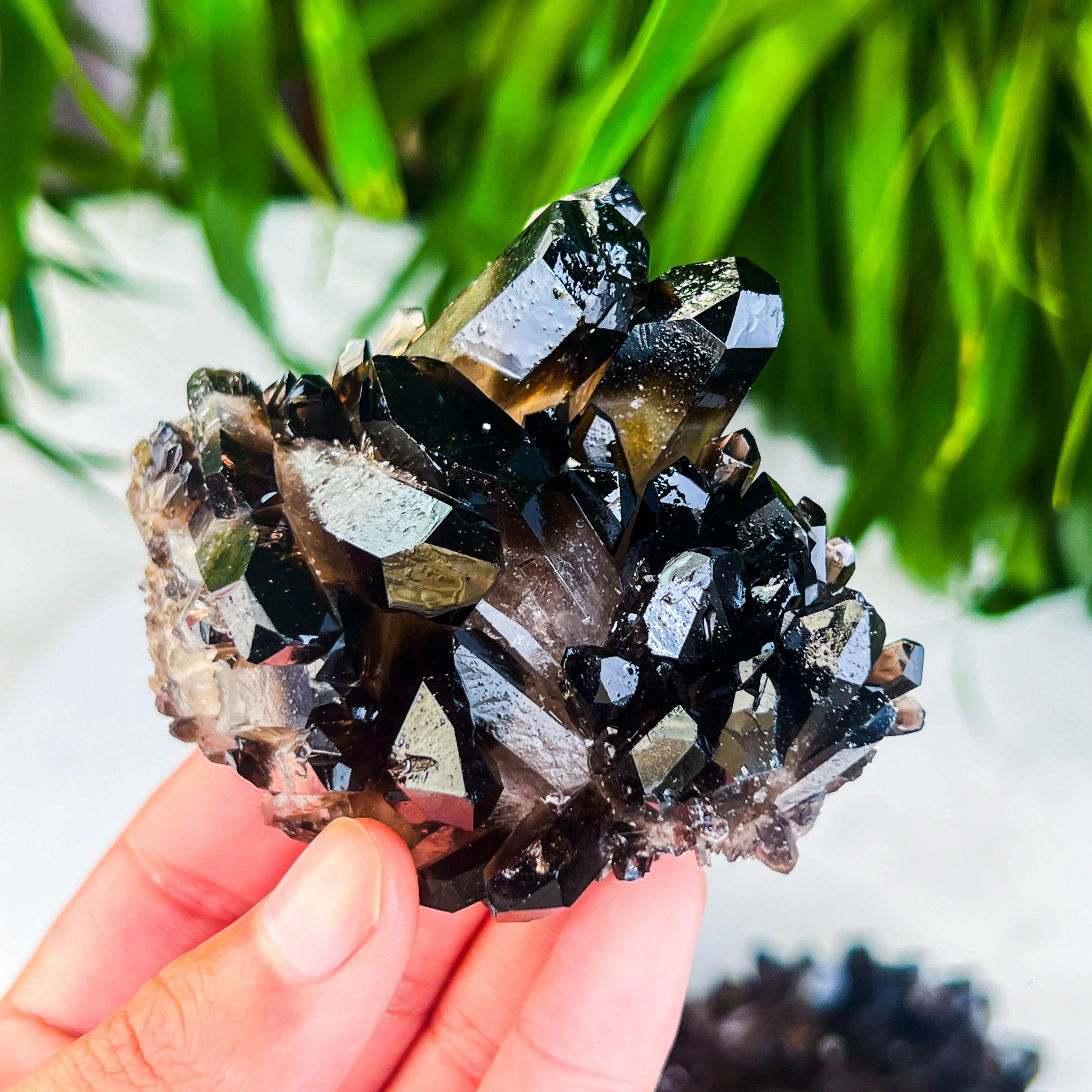 High Quality Wholesale Price Rough Smoky Quartz Cluster Raw Stone Healing  Stone Crystal Specimen for Home Decoration