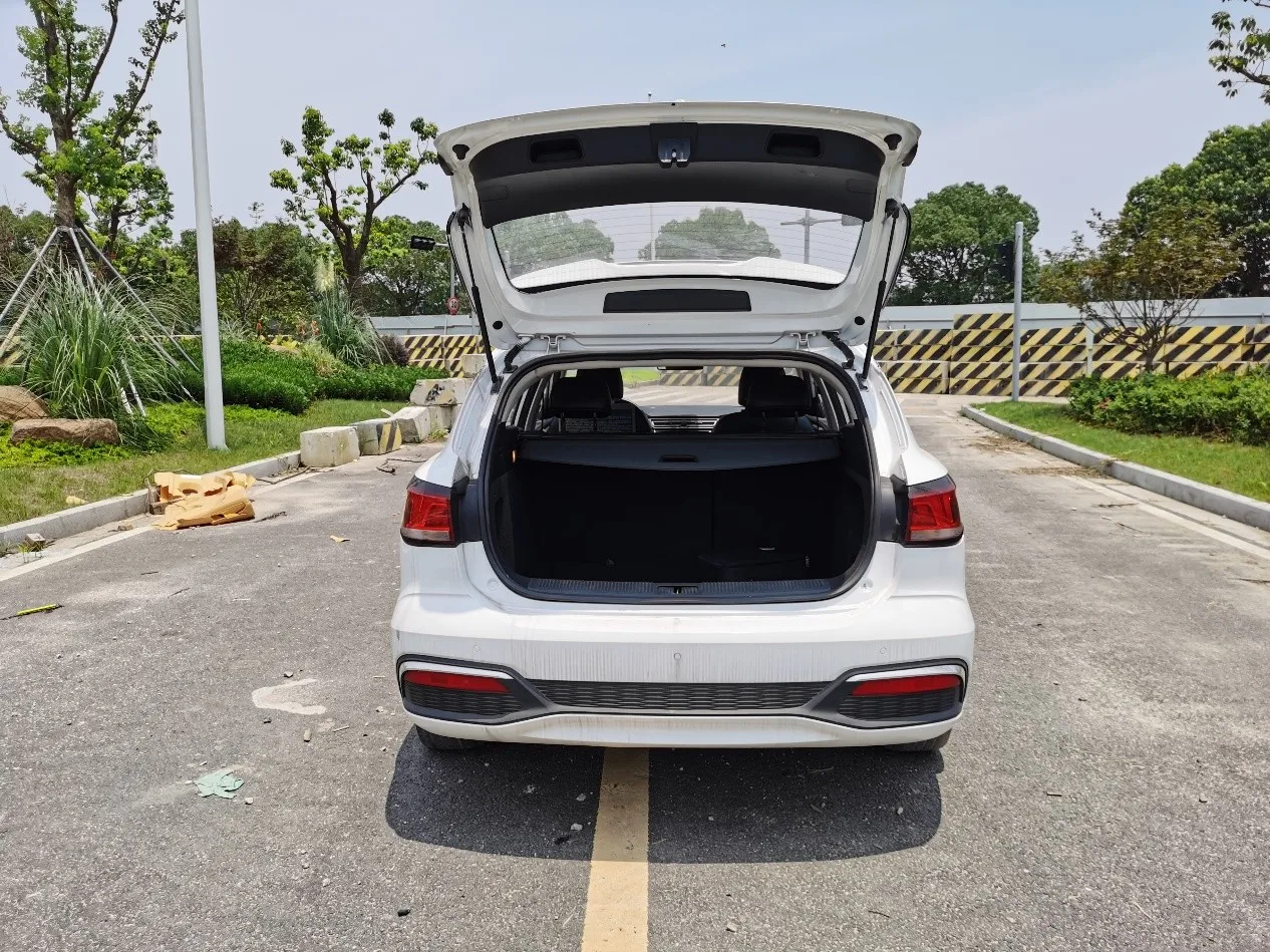 Высокая скорость четырехколесное электрическое транспортное средство охрана окружающей среды электромобиль