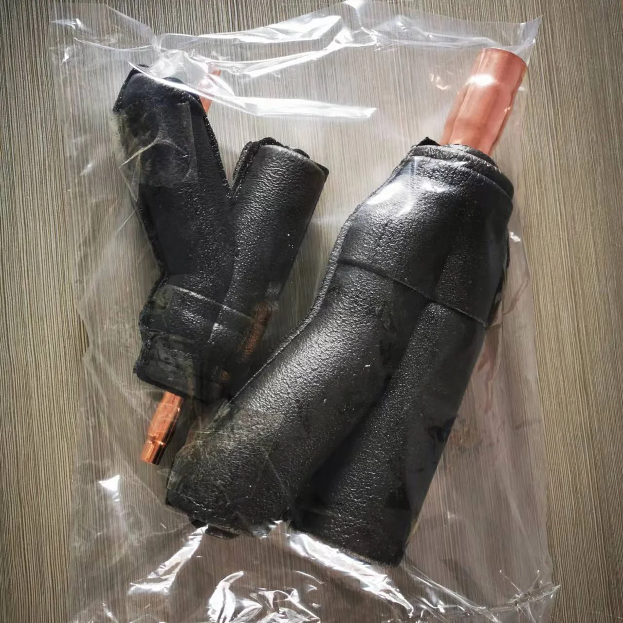 DAIKIN Refnet Joint for air Conditioning Including 3 Pipes ( Vrv Vrf) WITH INSULATION
