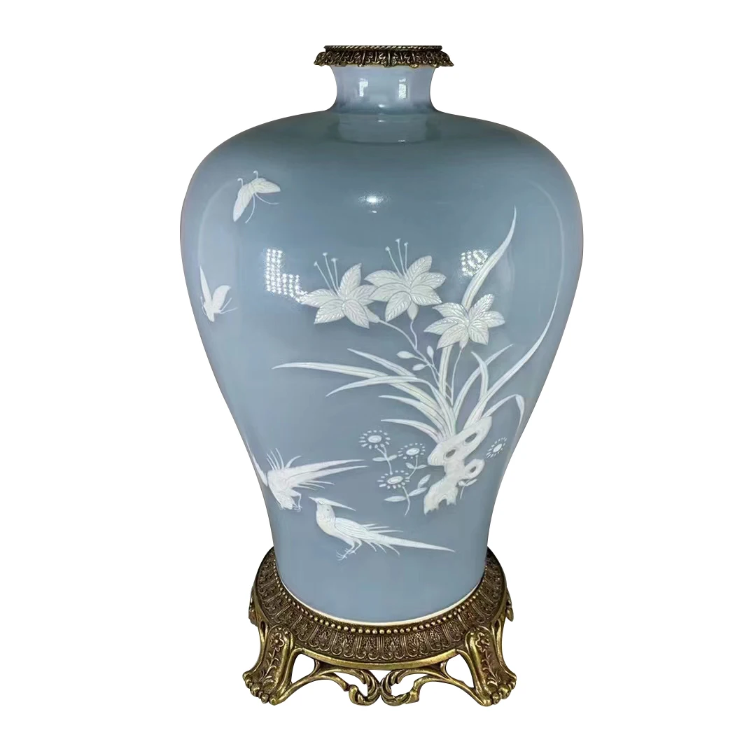 经典仿古中式黄铜框架Sevres花瓶瓷器手工雕刻青铜花瓶| Alibaba.com