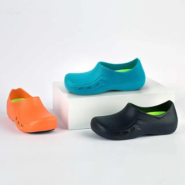 Hot Sales Unisex Lightweight Nursing Shoes Scrub Clogs Operating Room ICU Surgical Shoes
