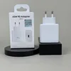 Enchufe europeo blanco de 45 W.