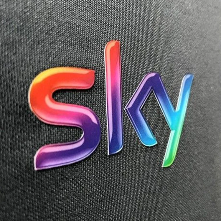 Customized Printed 3D Embossed Silicone Heat Transfer Label with 7 Days Sample Order Lead Time for Garments and Sports Wear