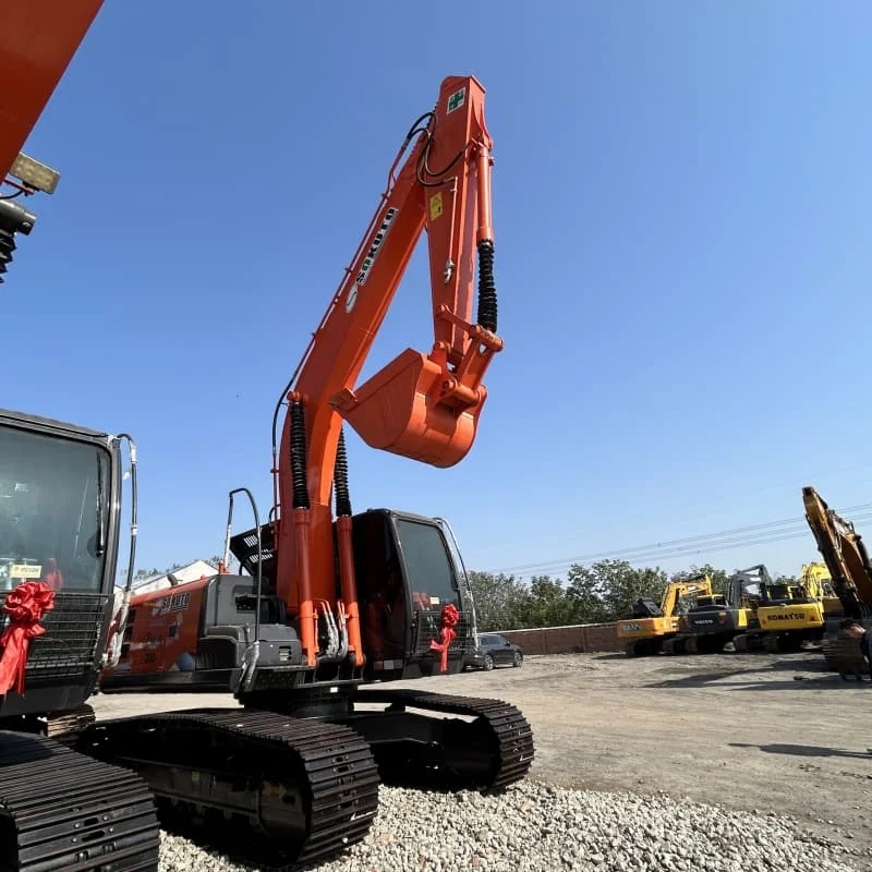 Low Price Japan Brand Second-hand Hitachi ZX 200 for Sale Original