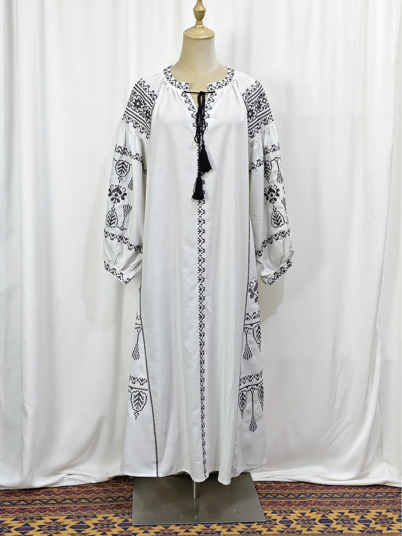 M300# Malay Indonesia Southeast Asia Muslim Women's Wear Dress Machine  Embroidery Lantern Sleeve Cotton Linen Dress