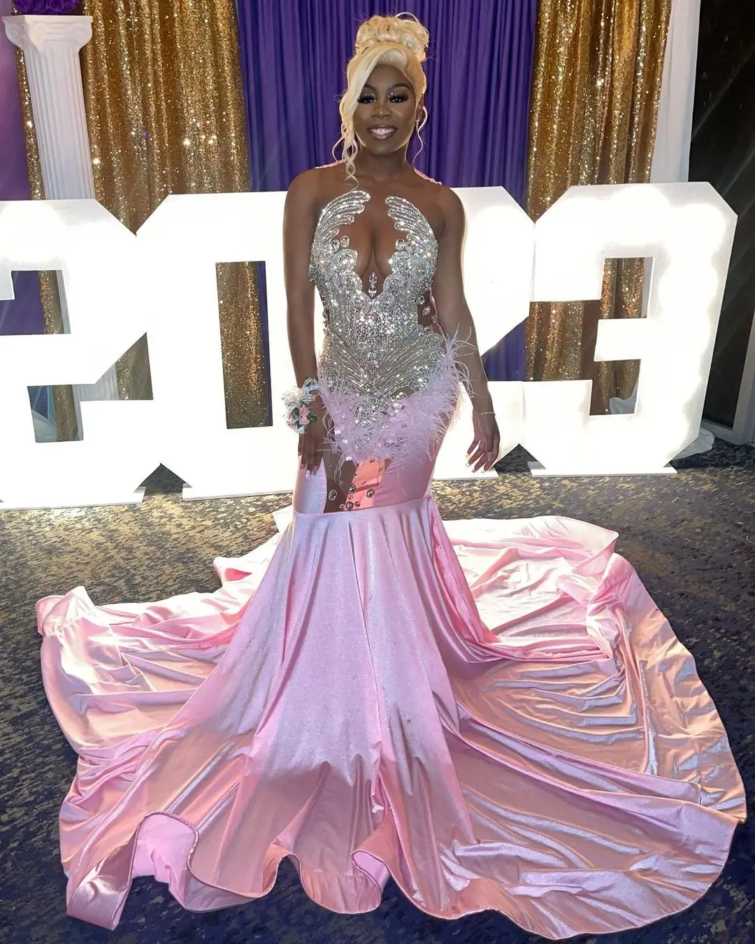 Custom Made Feather Sleeve Rhinestone Puffy Ball Gown Pink Prom Dresses