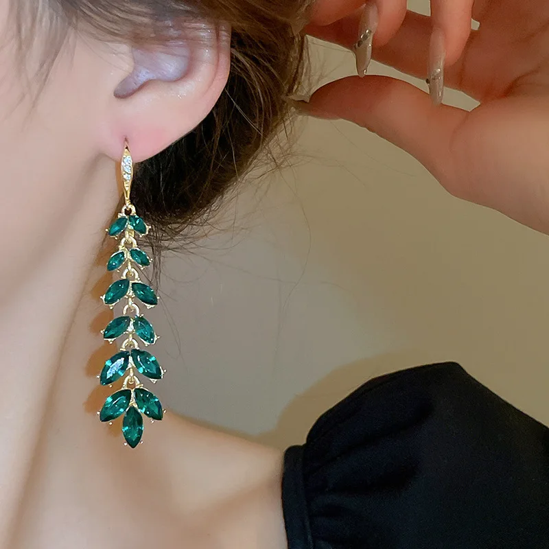 Fresh flash green leaf ear hook light luxury personality temperament earrings