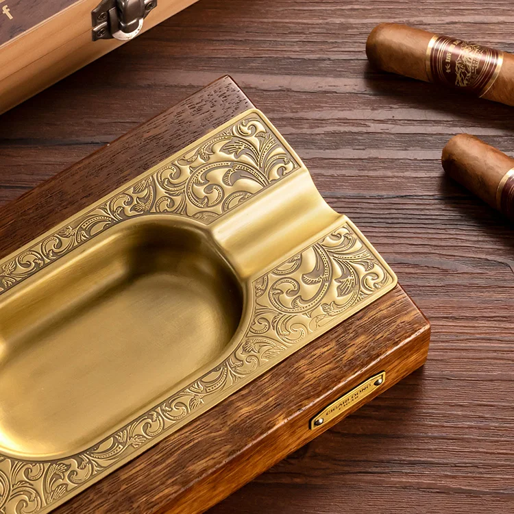 Personalized Cigar Ashtrays Hotel Bar Office Wooden and Metal Cigar Ashtray Custom Logo Luxury Cigar Ashtray