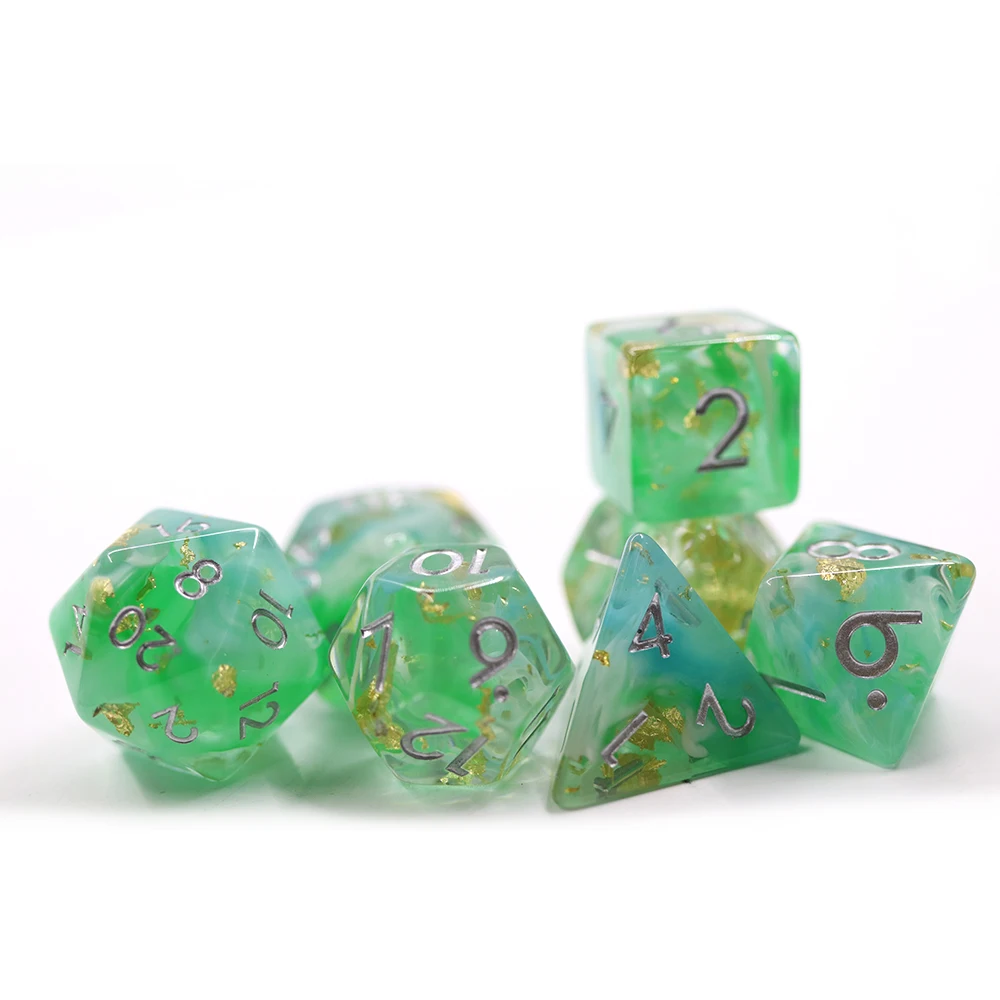 Socraíocht 7pc Sraith DND Green Swirled Résin Dís Oibhneachtaí Greamaithe Leathan D&D RPG Cluichí Meáchain