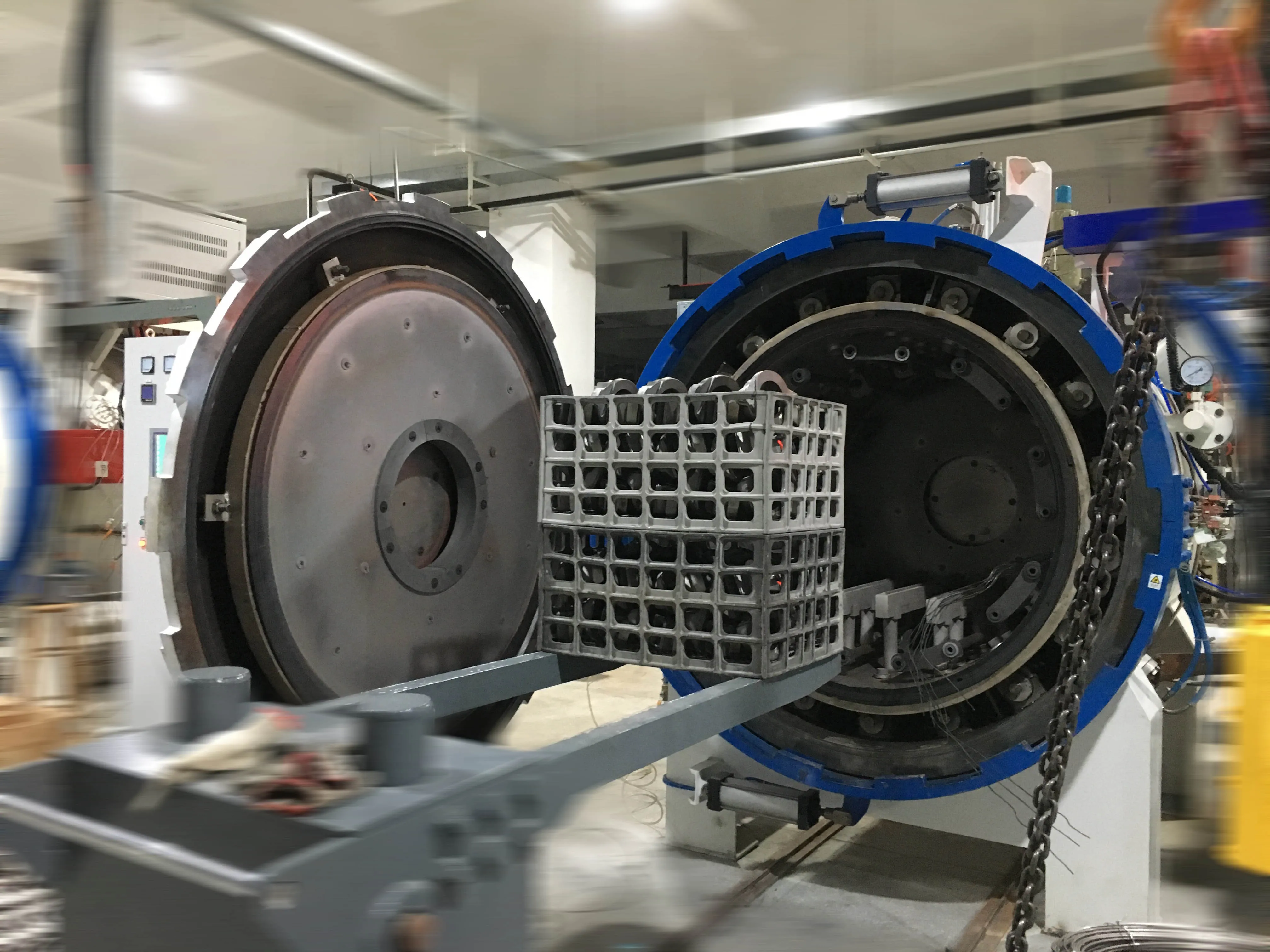 Vacuum Heat Heat Treat Furnace For Sale 1300 C Vacuum Carburizing