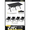 Mesa enrollable negra de 120*60*45 cm con 4 mesas Kermit negras.