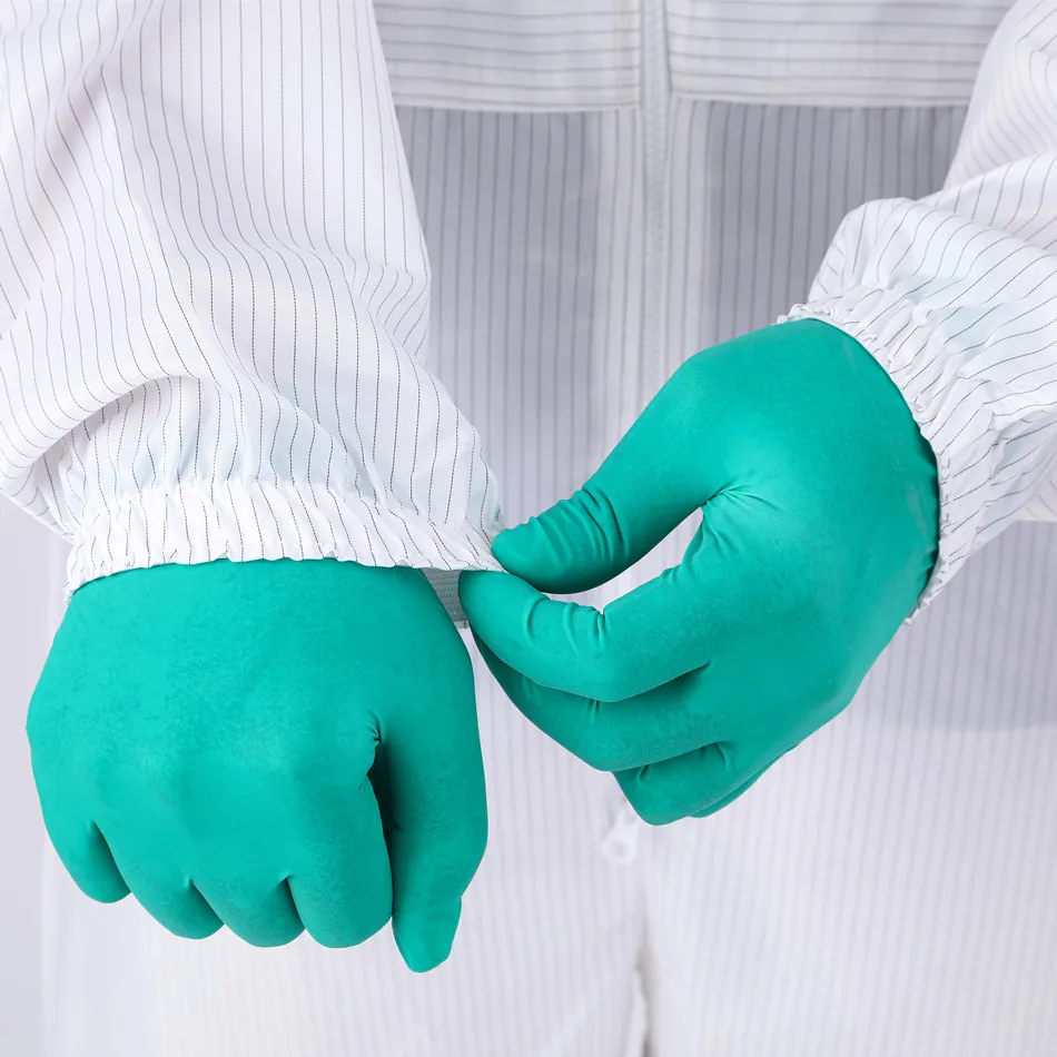 Polyester Paint Coverall White Color Reusable Antistatic Carbon Fiber Spray Suit