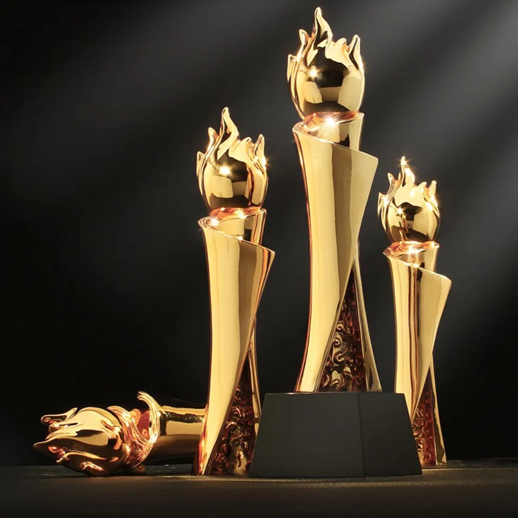 OEM / ODM Sport Crystal Trophy Cheap Creative Flame Shape Luxury Custom Lettering Metal Trophy With Black Base
