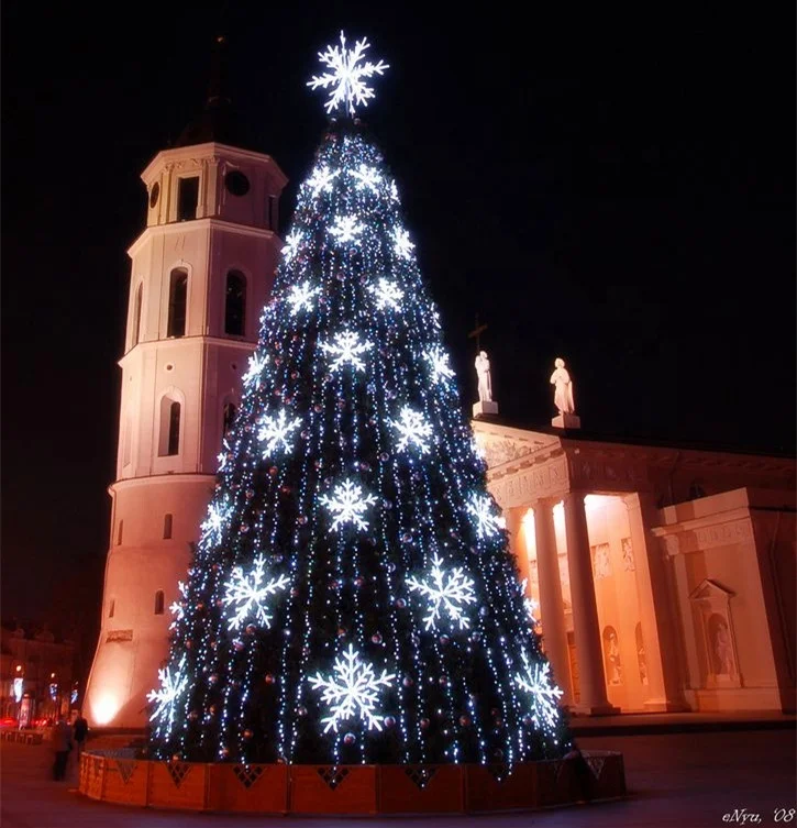 High Quality Luminous Custom Decorated Large Outdoor Outside Christmas Decorative Light up Big Artificial Christmas Tree