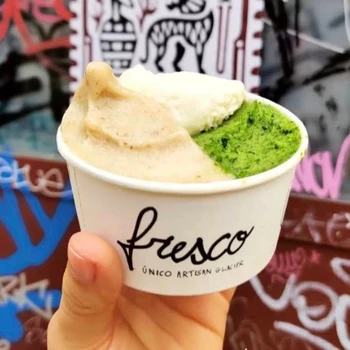 Disposable 3oz-32oz Customizable Ice Cream & Gelato Paper Containers with Lid for Party Use