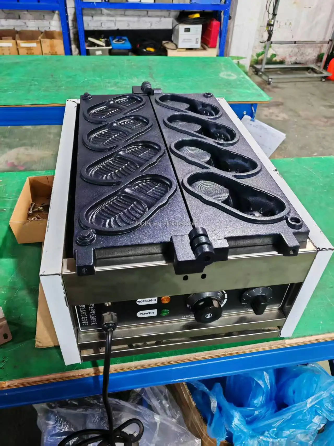 非常に人気のある電気クロックス靴型ワッフルメーカー商用ノン