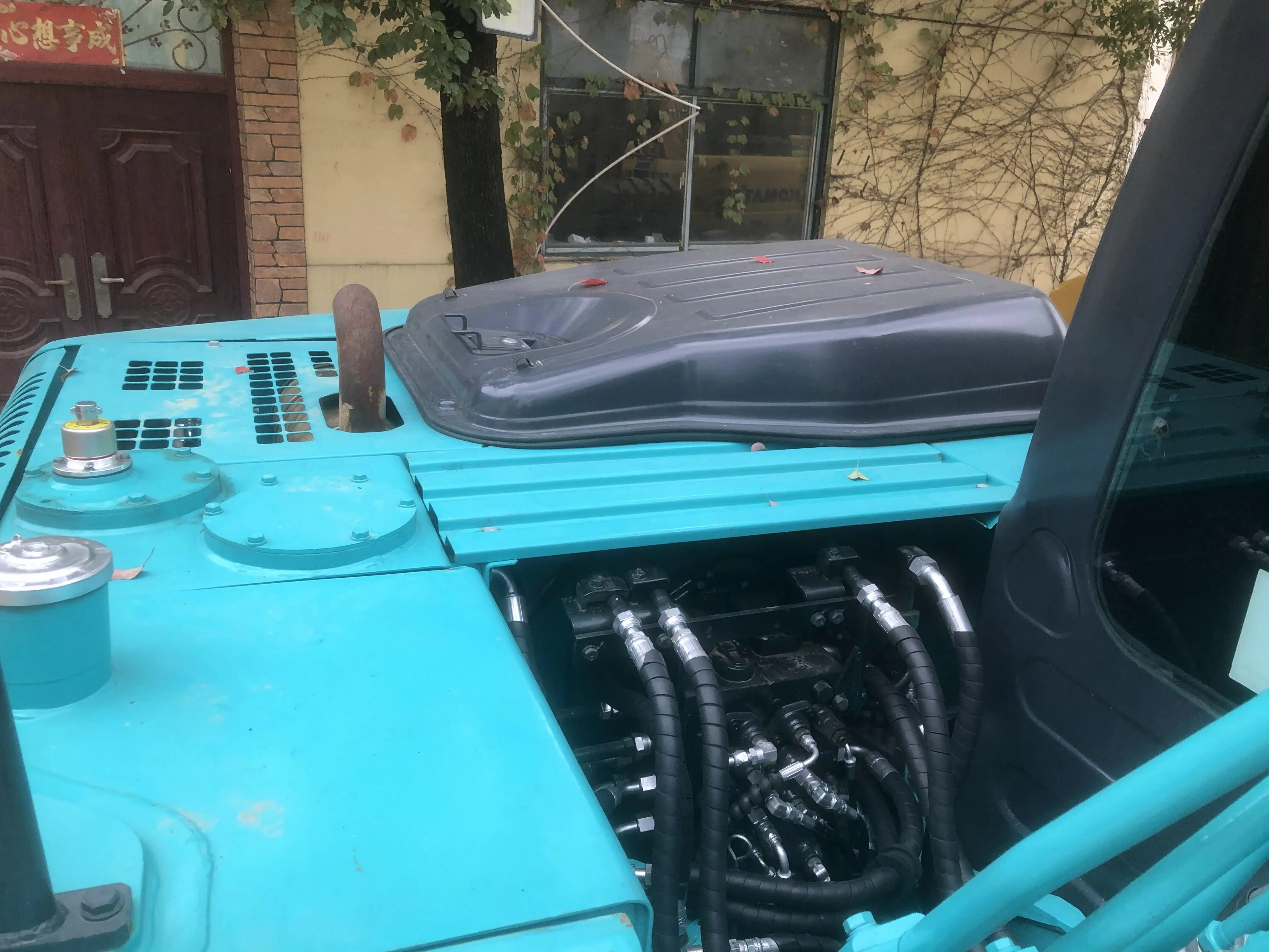 Original Japan Second-Hand Kobelco Sk210 Excavator Used KOBELCO 210 210-8 SK210 SK210lc SK210-8  Crawler Digger Excavator