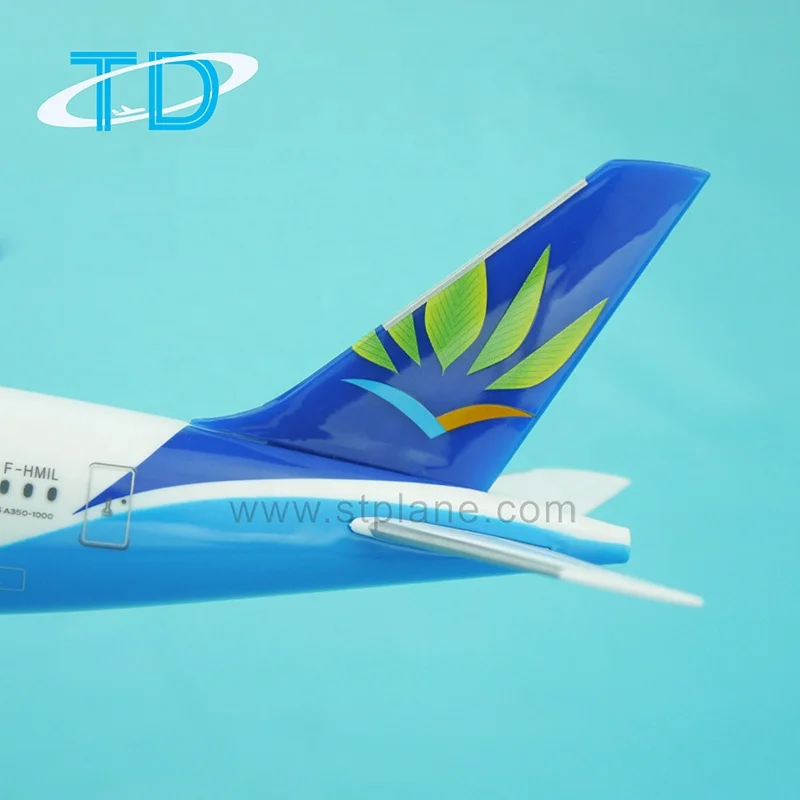 AIRBUS A350-1000 1:200スケール Japan Airlines / A350-1000 / 1:200 | Risesoon