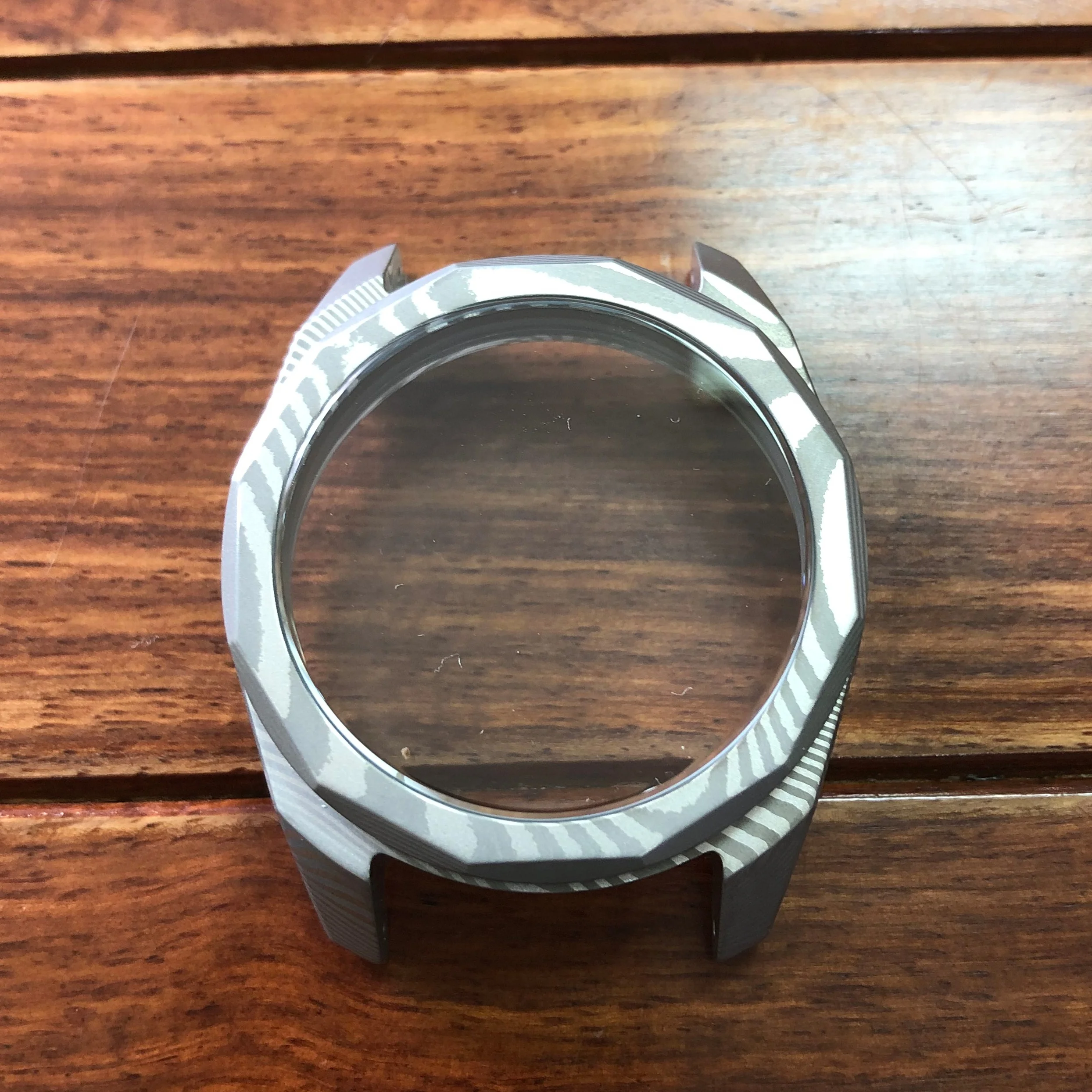 Customized Damascus Steel case Watch with Automatic Movement  Sapphire Crystal Watch Manufacturer