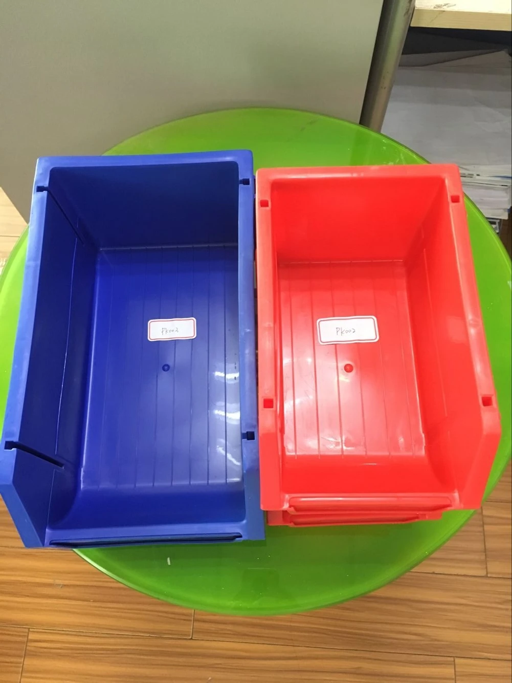 Plastic  bin (93)