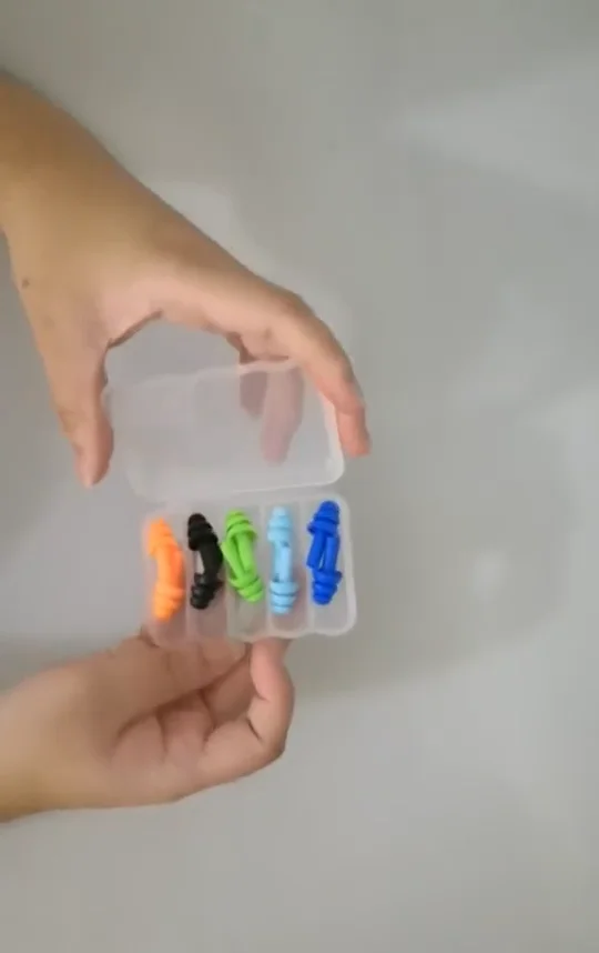 Cheap multi color Reusable Ear Plugs with plastic box packing silicone