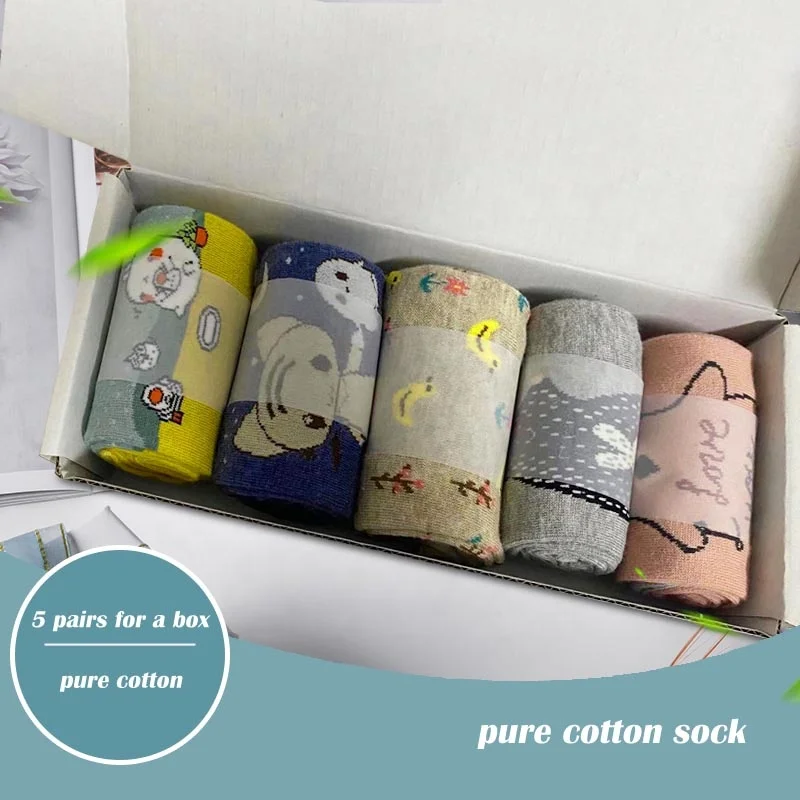 Classic Style Fashion Trendy Boxed Pure Cotton Breathable Cute Socks for Women