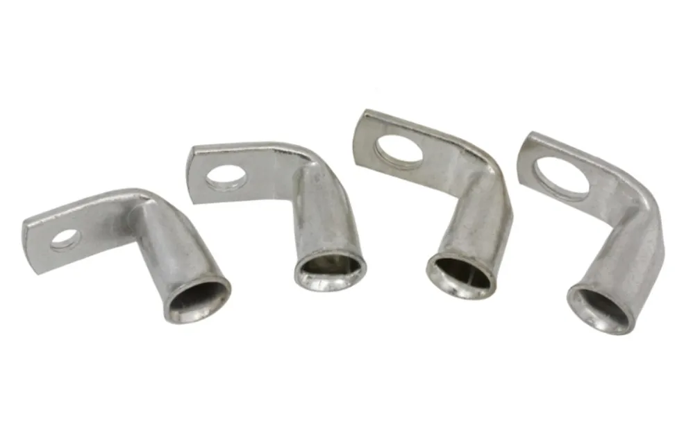 Автоматическая машина для изготовления угловых проушин кабеля типа G