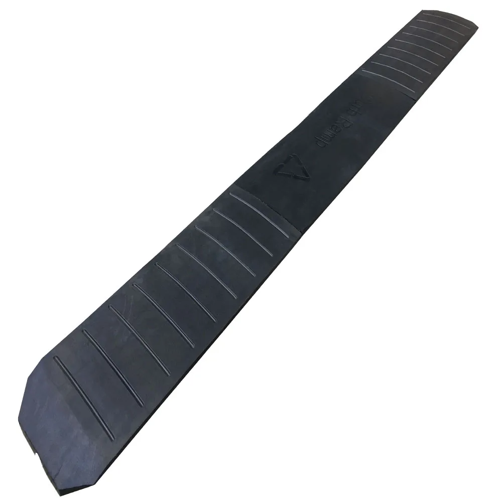 Rubber Driveway Curb Ramp / Rolled Edge Ramp manufacture