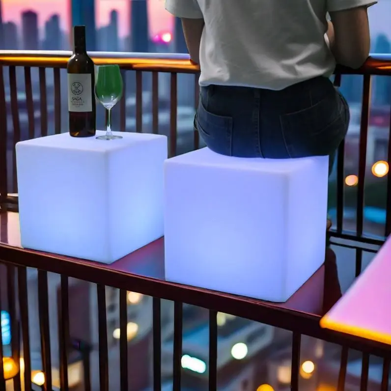 Wholesale Modern LED Chair with Illuminated Cube Plastic Bar Furniture for Dining Outdoor Hotel Night Club Hall Decorations