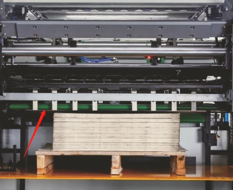 PRY-1050T Automatic Flatbed Hot Stamping Deep Embossing Various Paper Die Cutting Machine