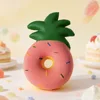 Música de pellizco de rebote lento de donut de piña