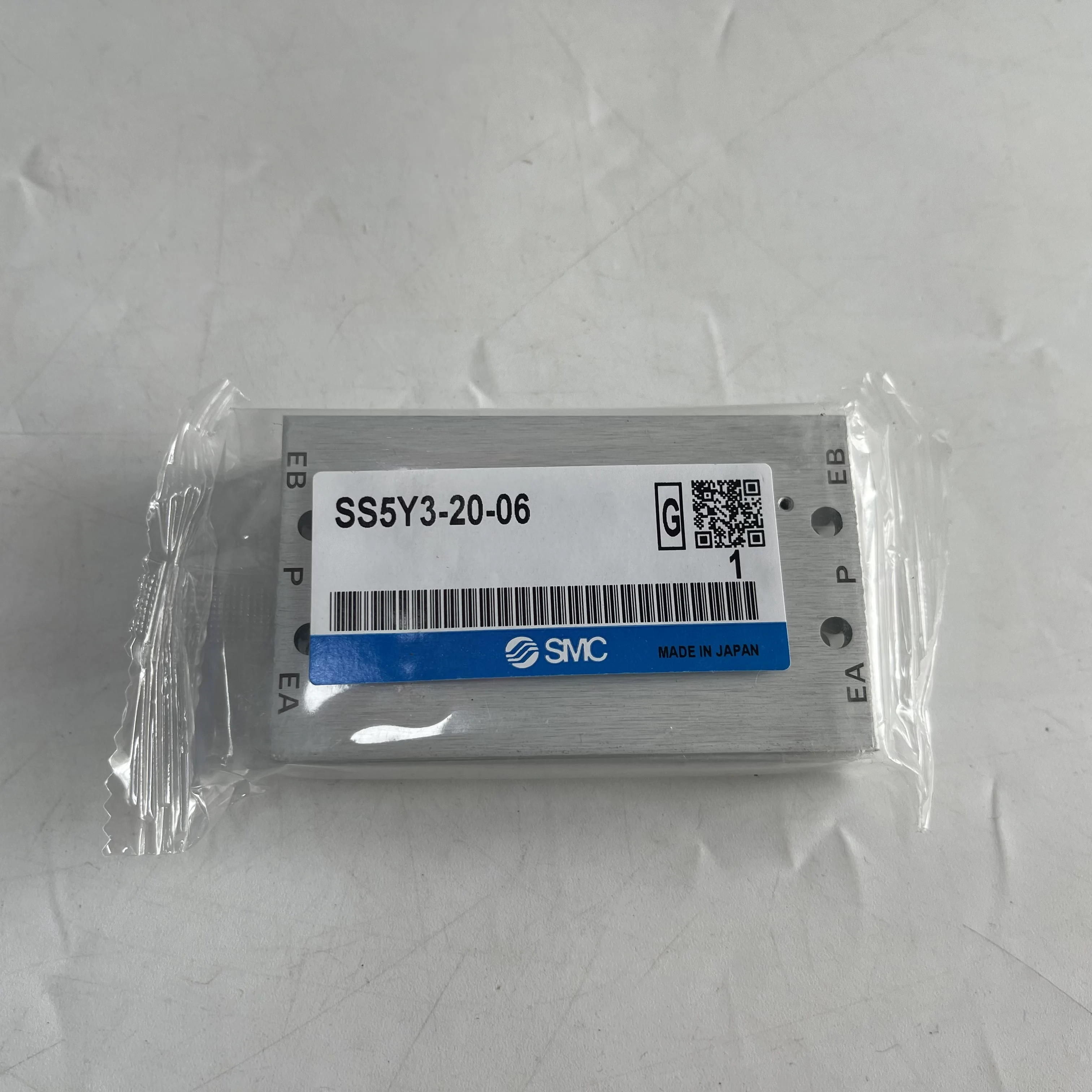 SMC Pneumatic Valve Manifold SS5Y3-20-06 SMC Pneumatic Valve Manifold SS5Y3-20-06