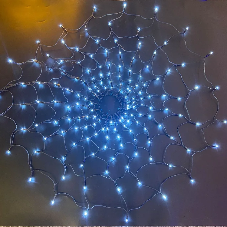 Spider web lamp-3.jpg