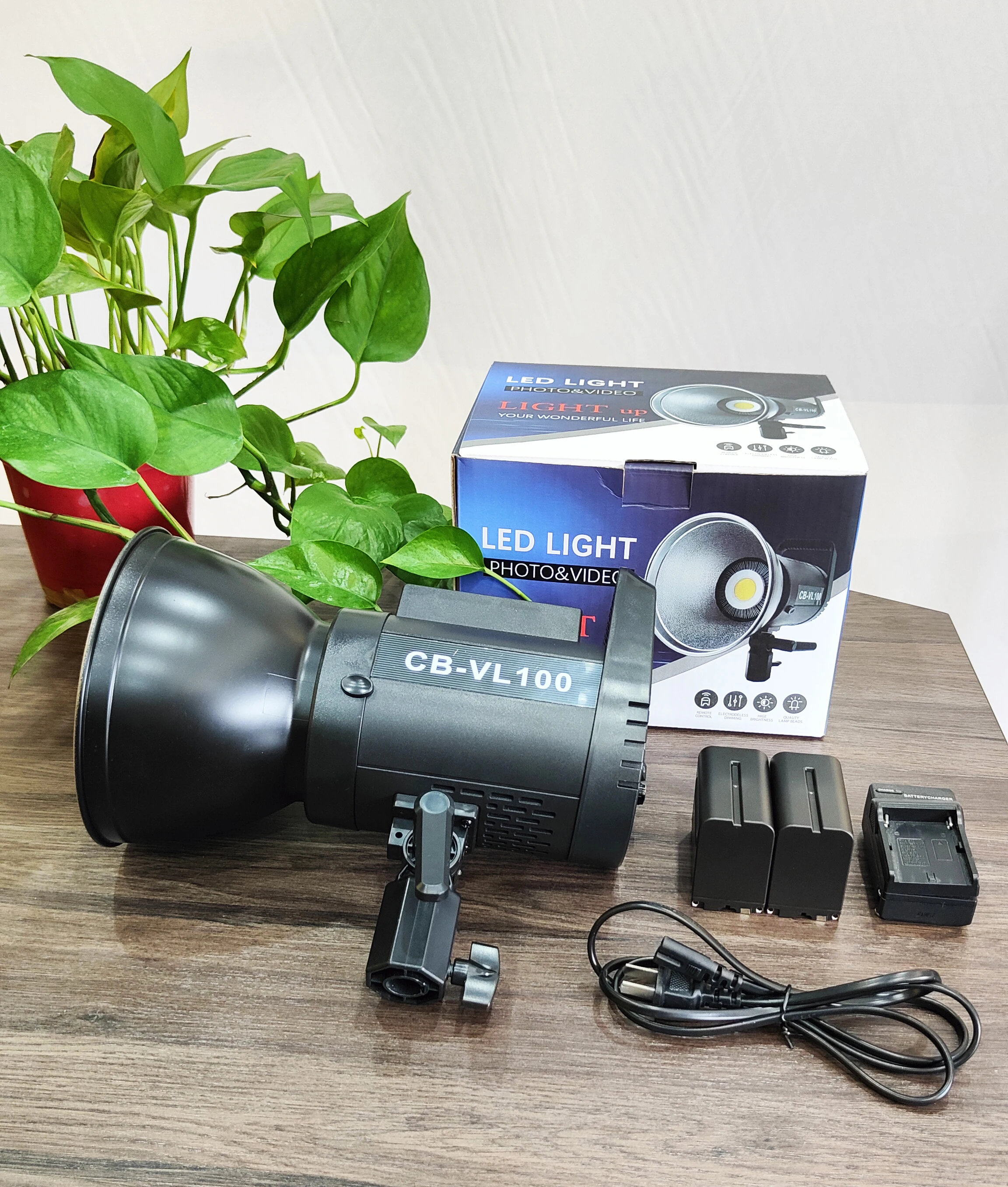 Professional Studio Flash Strobe Led Video Light 100W Remote Control  Photography Lighting for Studio Video Shooting CB-VL100