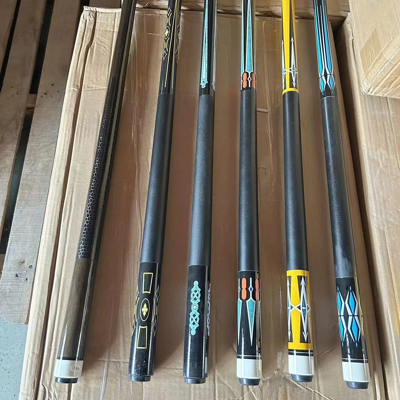 Wholesale Billiards Pool Cue Stick Cheap Price Custom Clp01 1114mm